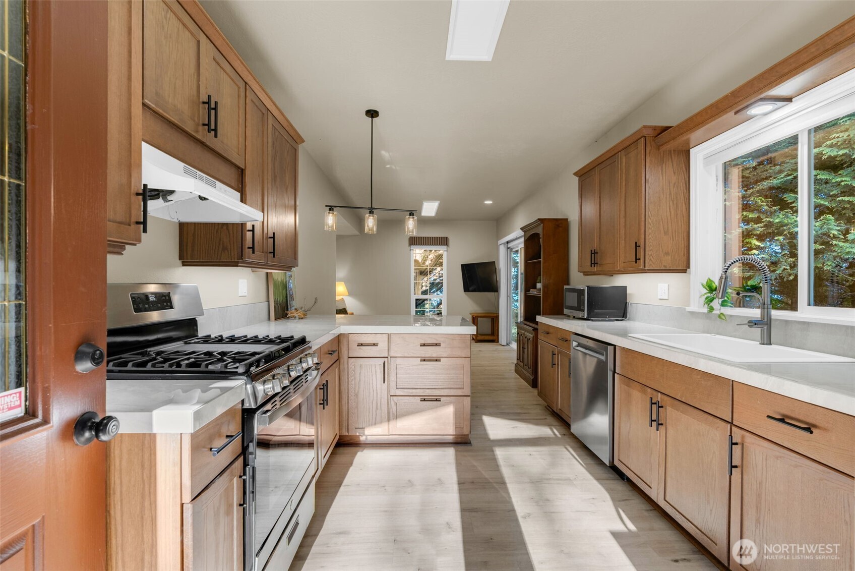 550 State Route 401 Property Photo 24