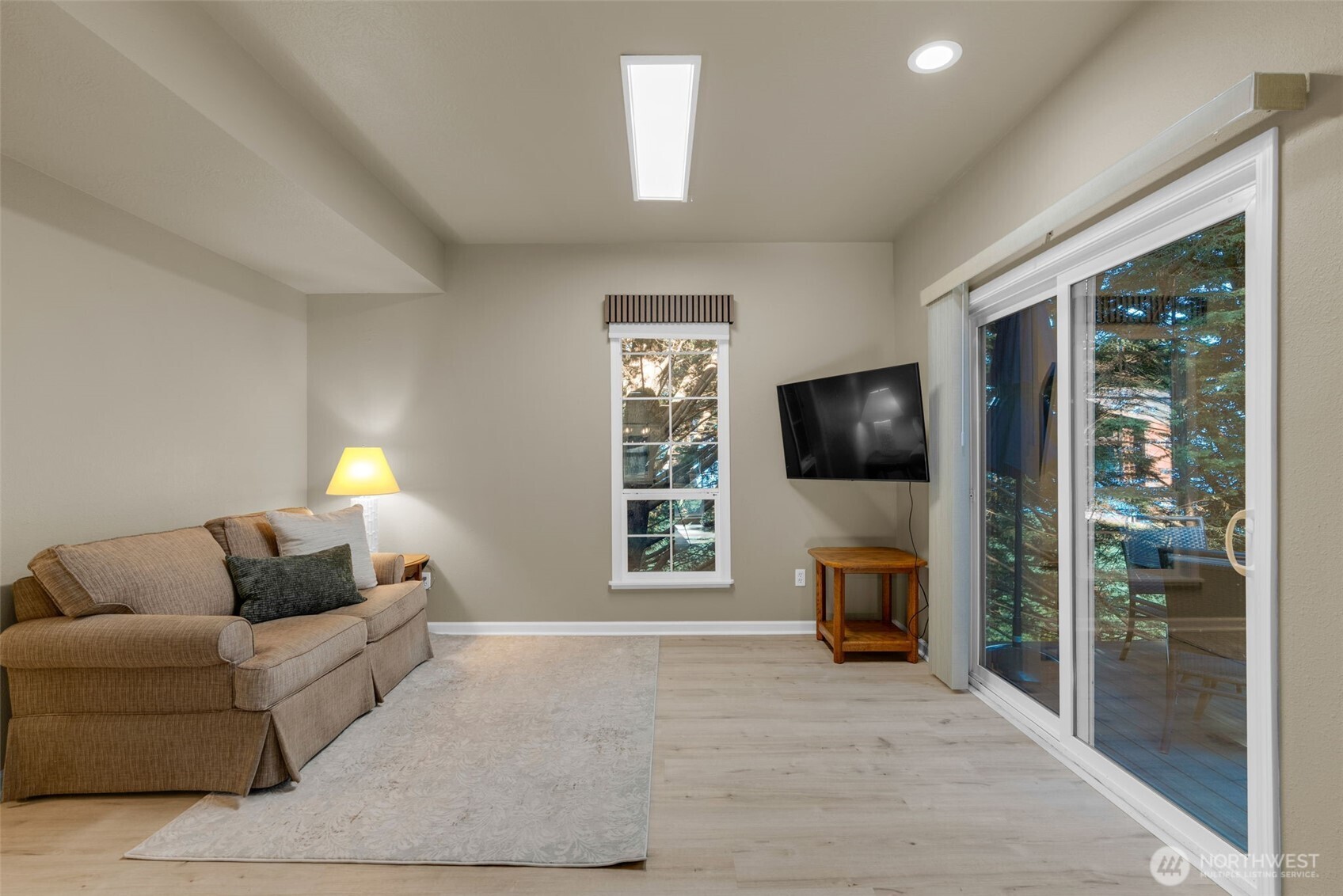 550 State Route 401 Property Photo 26