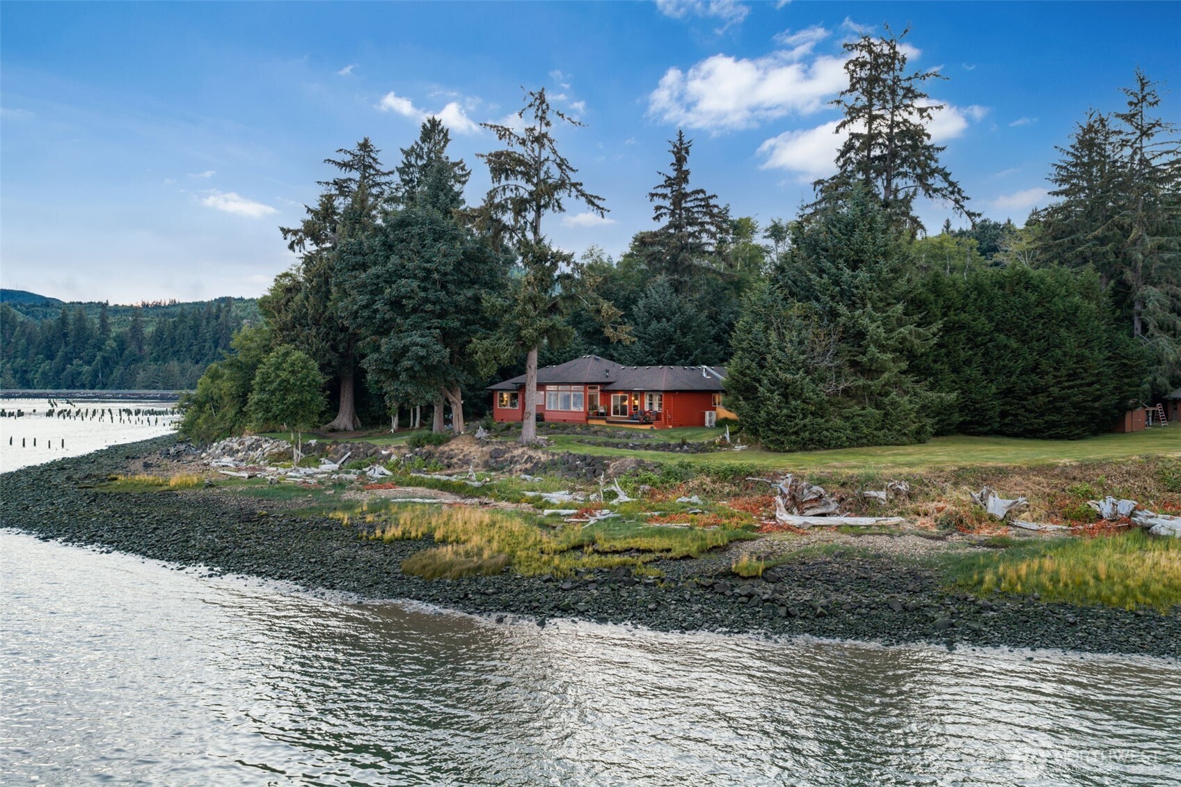 550 State Route 401 Property Photo 40