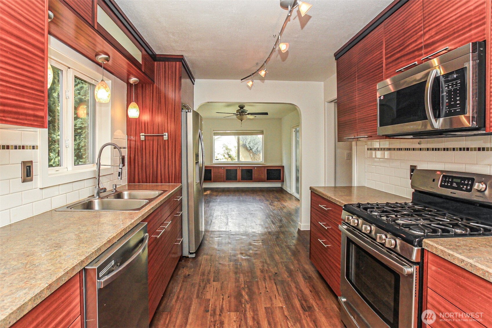 6426 G Street Property Photo 2