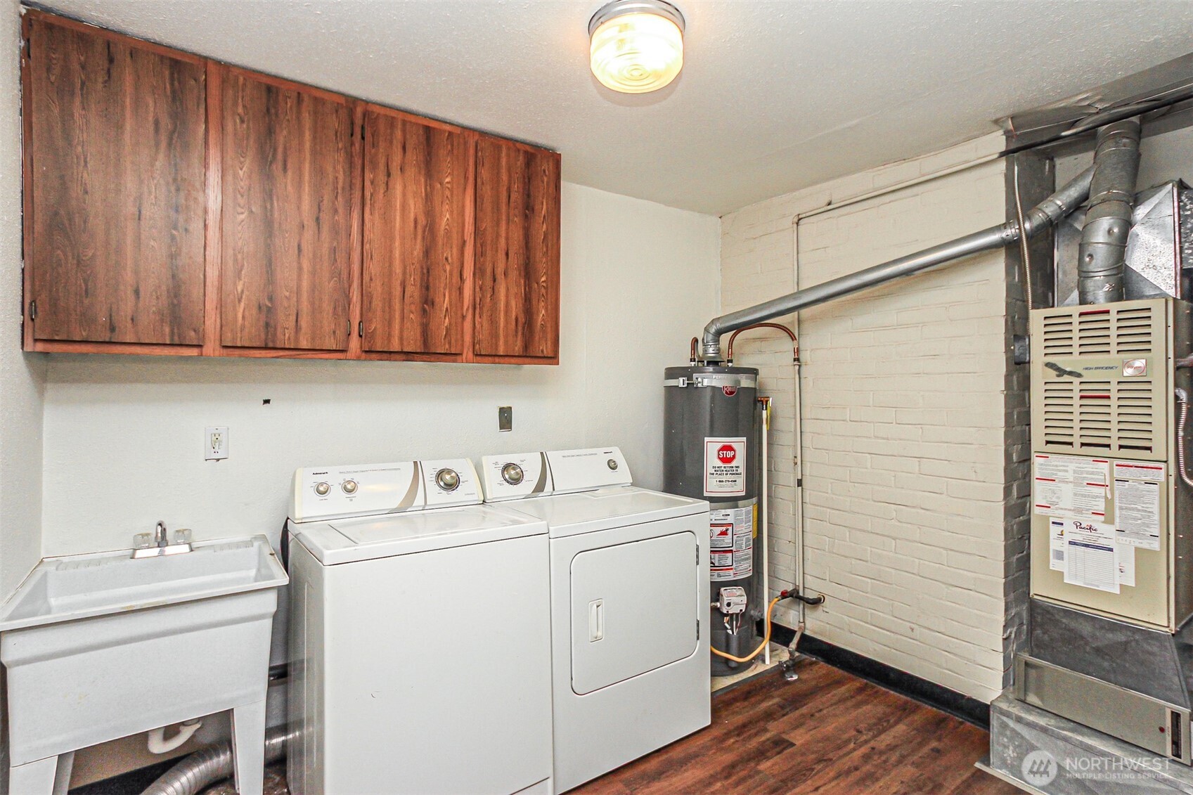 6426 G Street Property Photo 8
