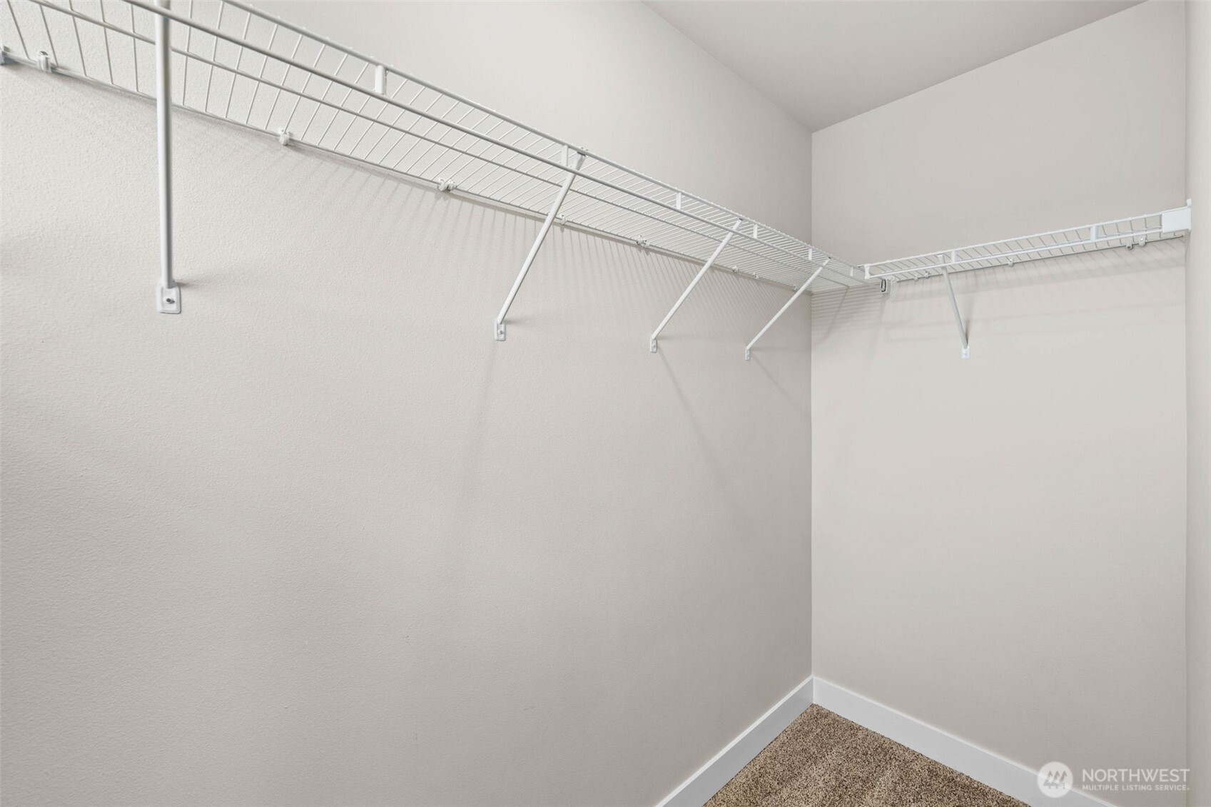 978 Livernash Street Property Photo 29