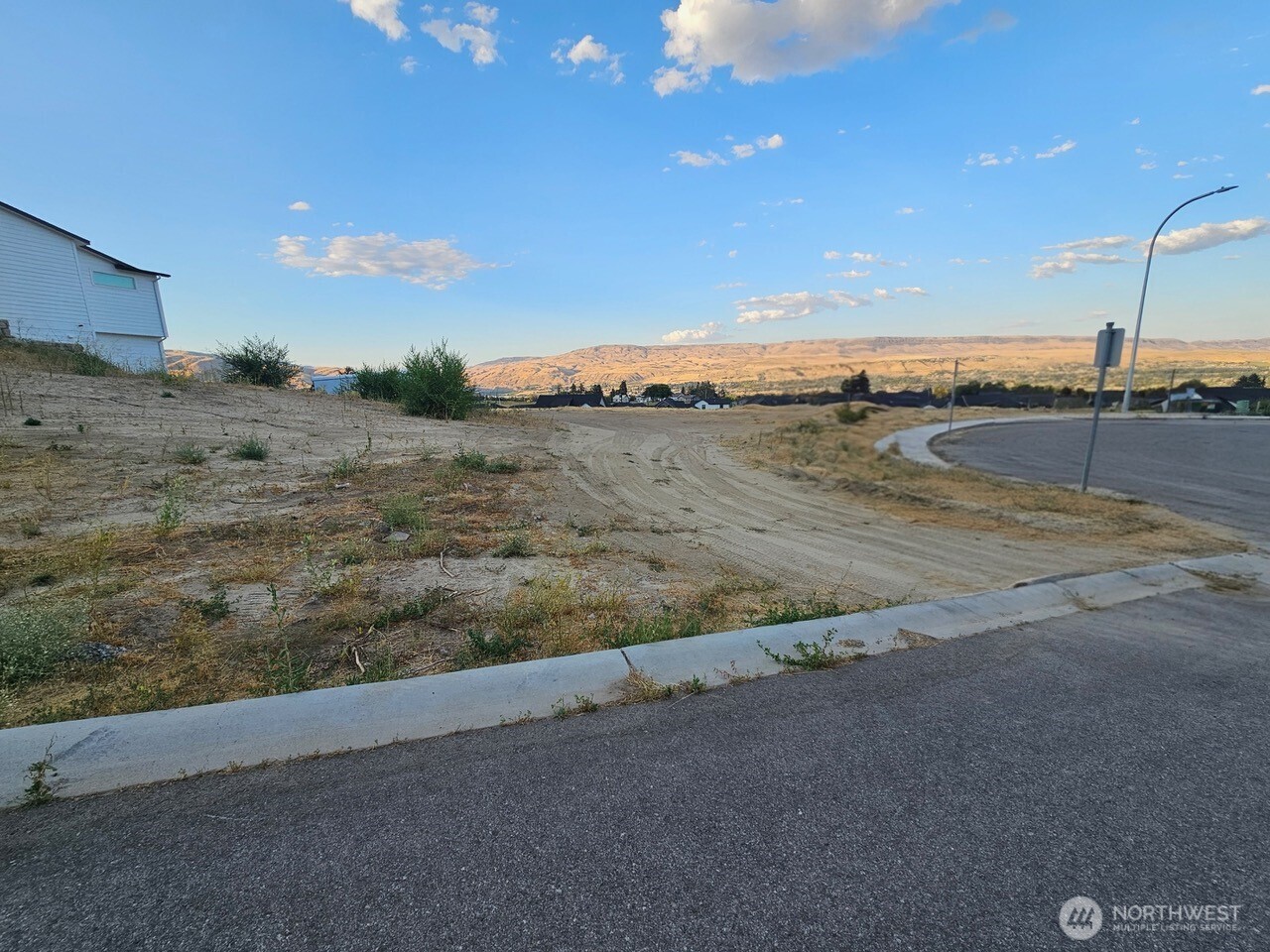 974 Spring Mountain Drive Property Photo 1