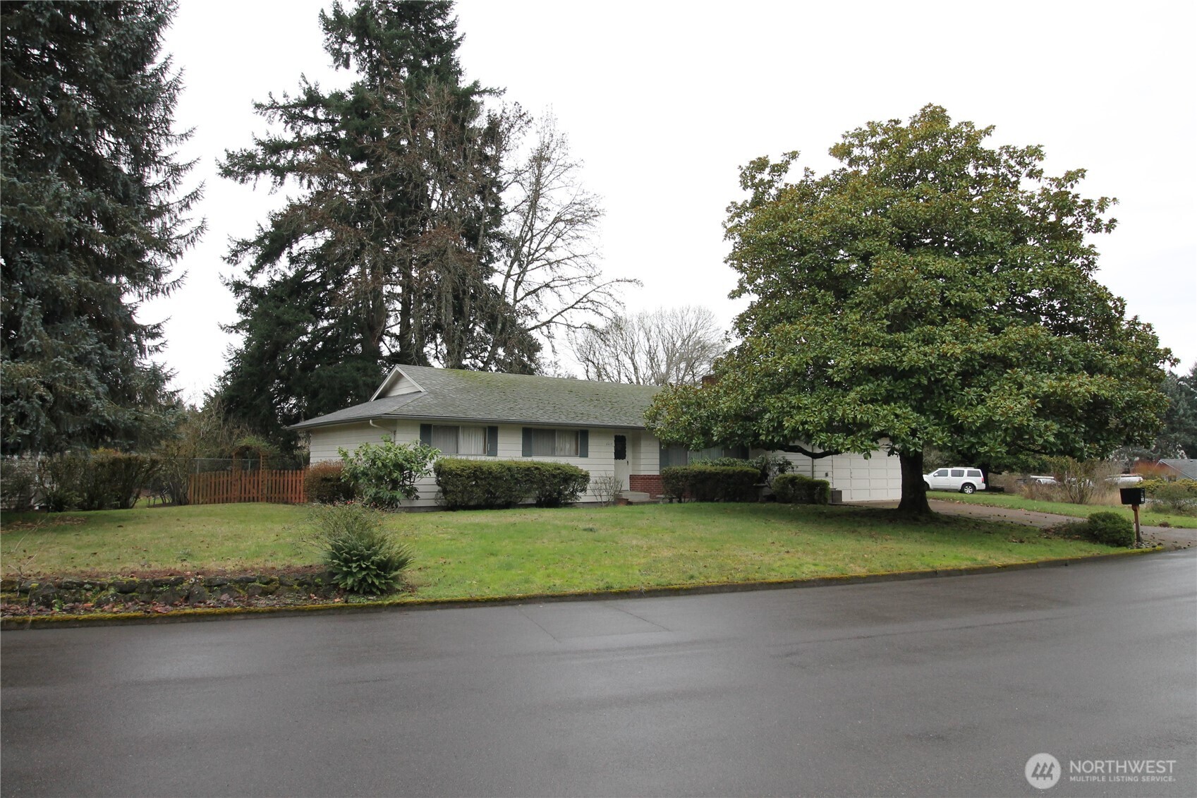 6617 Montana Lane Property Photo 1