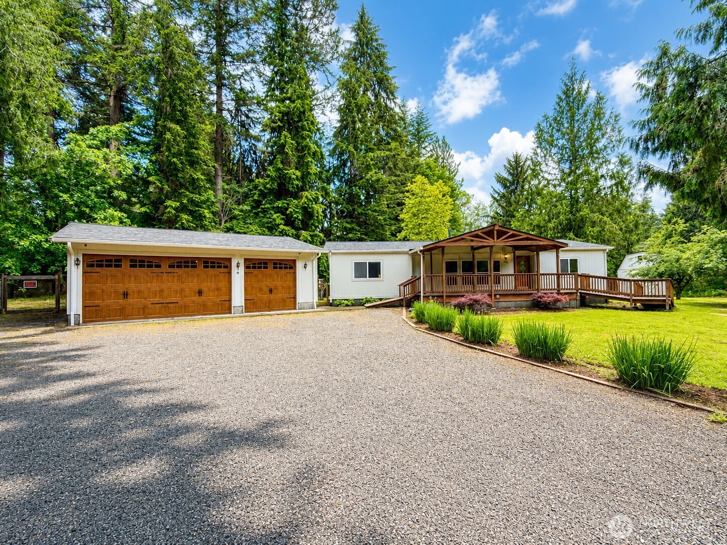 6530 137th Drive Property Photo 1