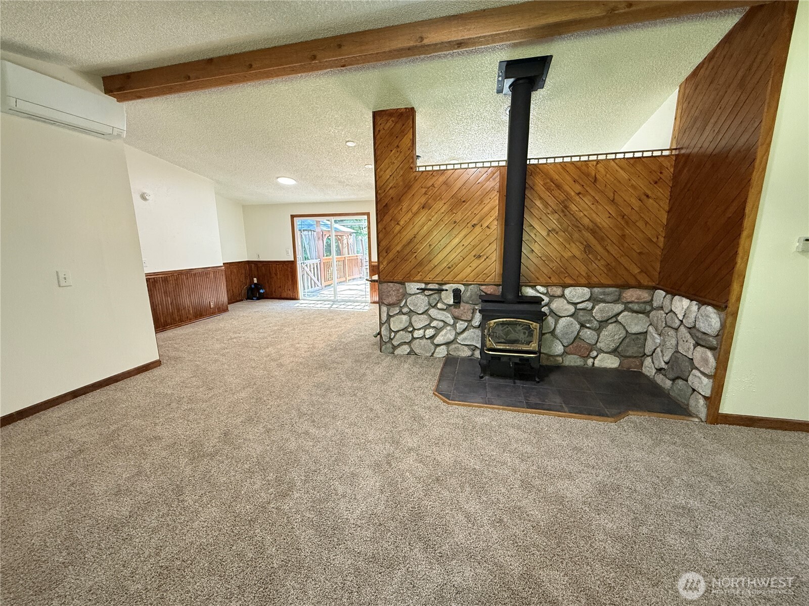 6530 137th Drive Property Photo 5