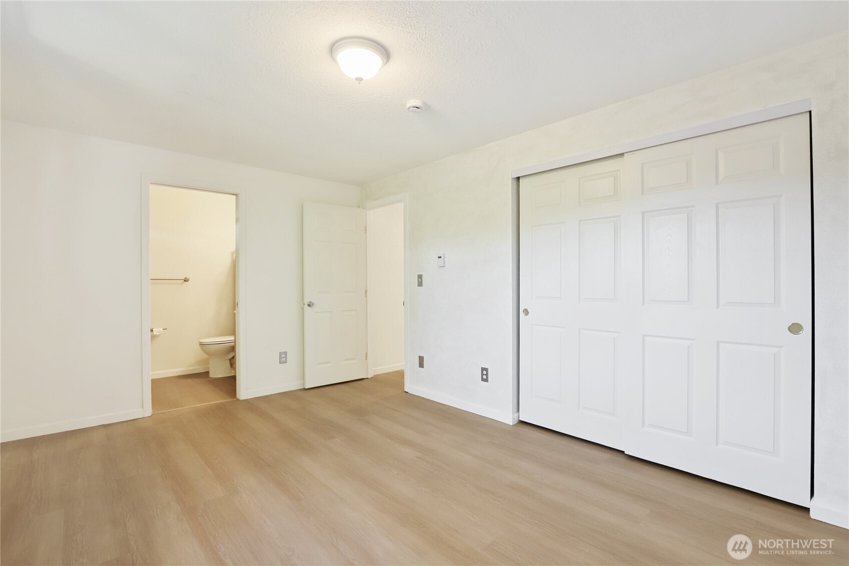 25950 Nw Circle Drive Property Photo 14