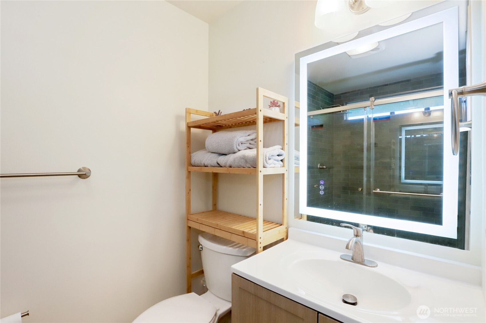 25950 Nw Circle Drive Property Photo 15