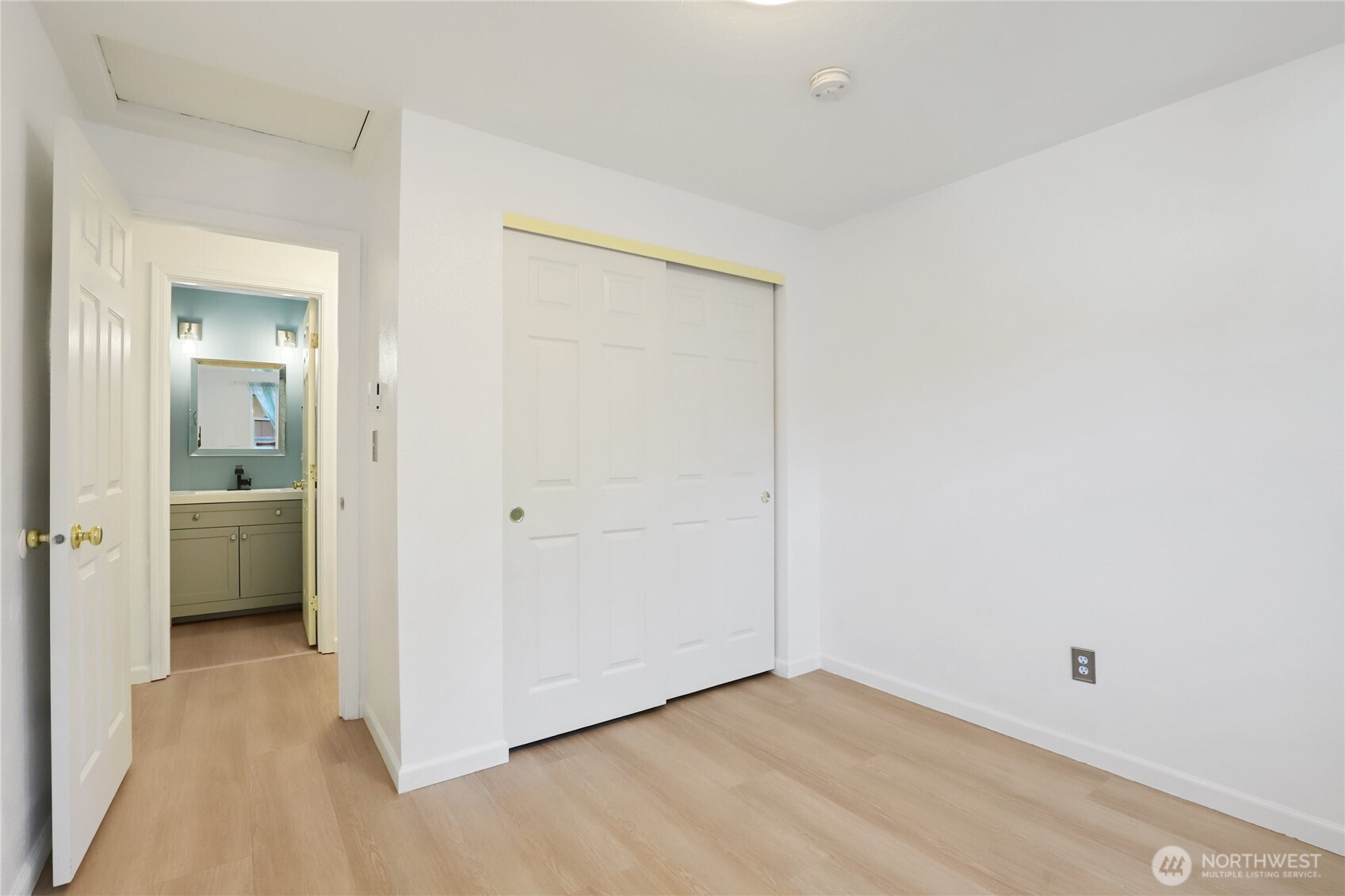 25950 Nw Circle Drive Property Photo 18