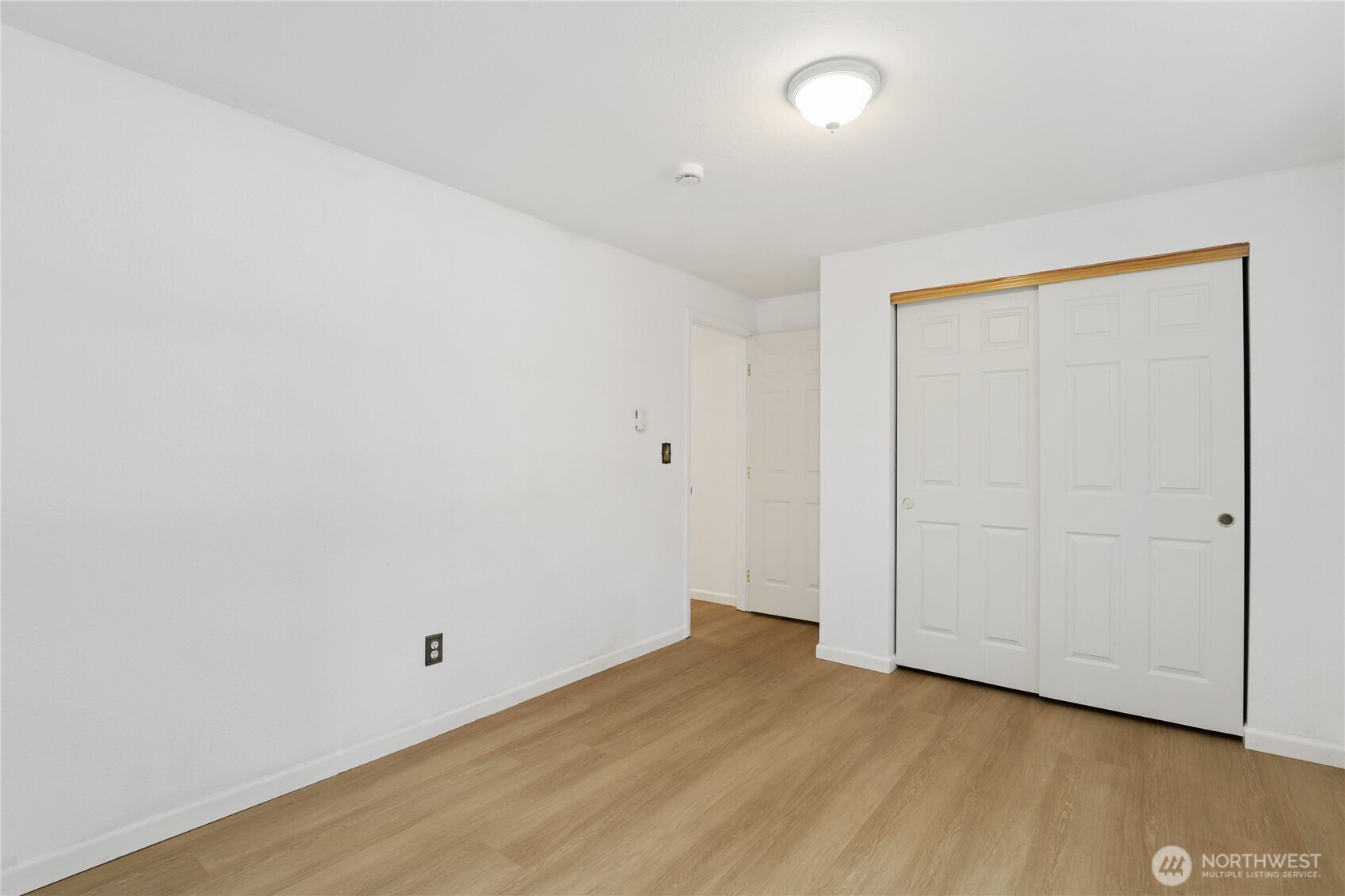 25950 Nw Circle Drive Property Photo 21