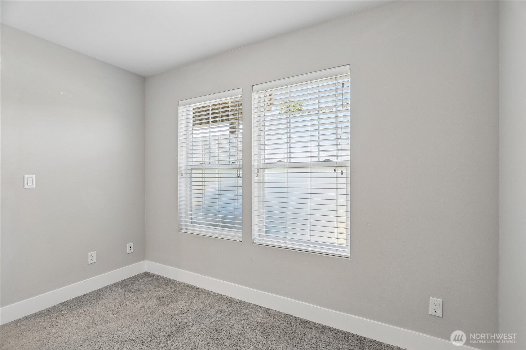 14403 34th Lane Property Photo 5