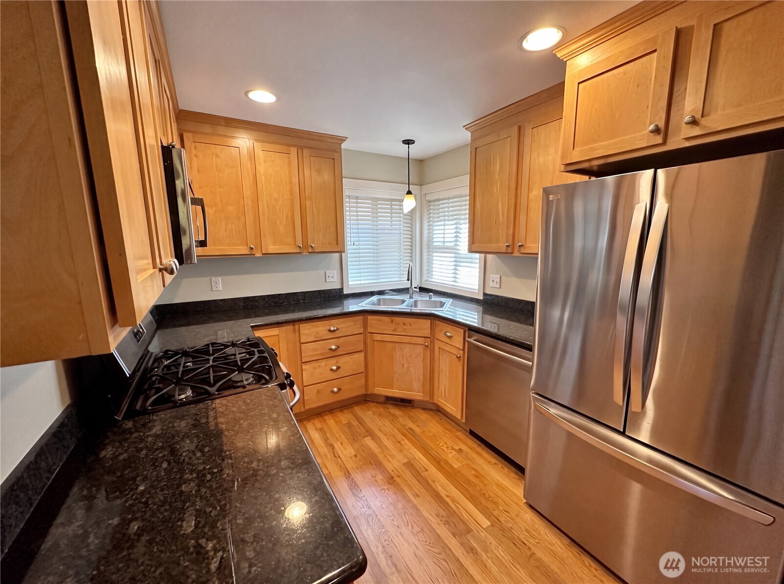 1553 58th Street Property Photo 2