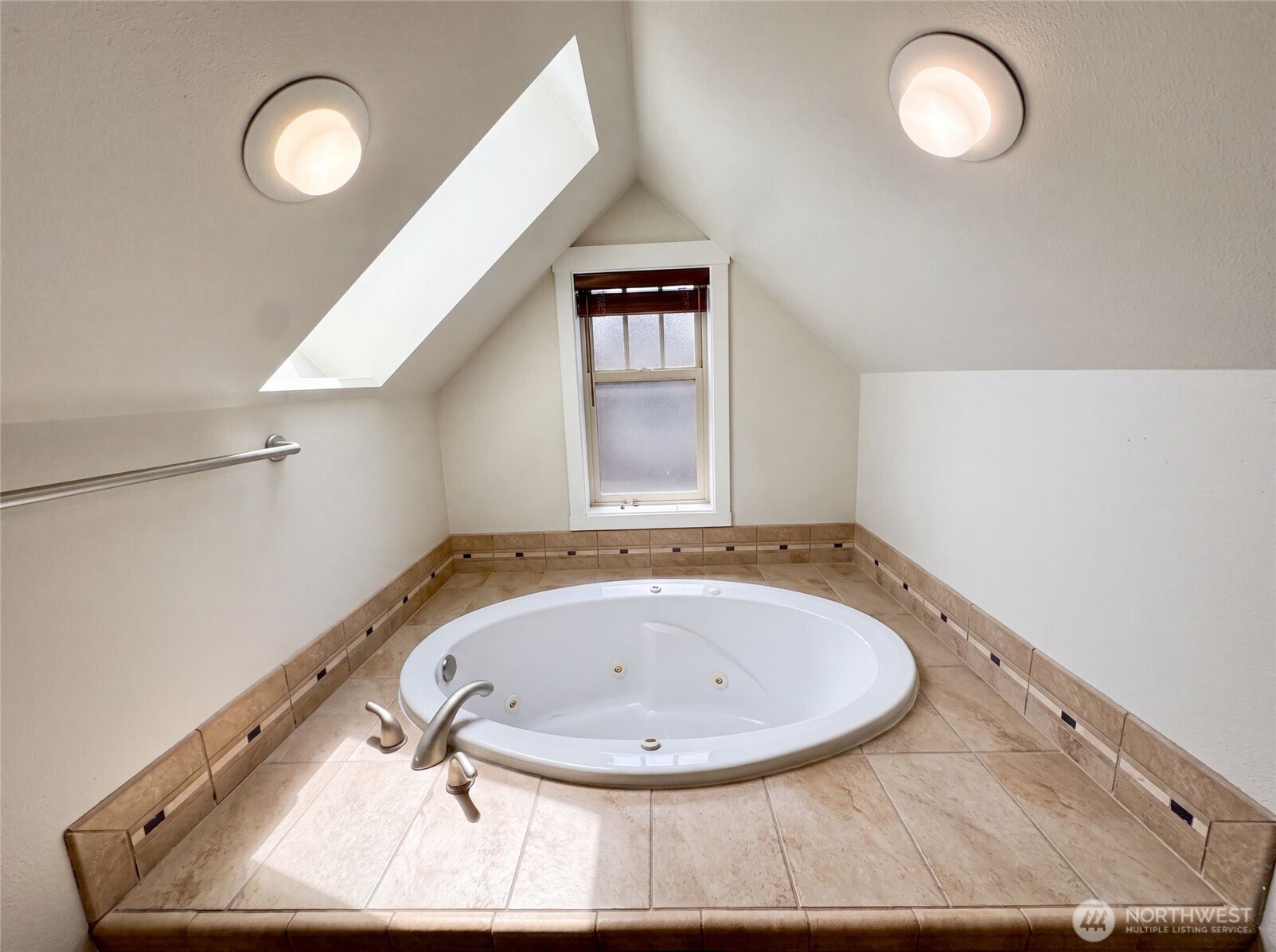 1553 58th Street Property Photo 9