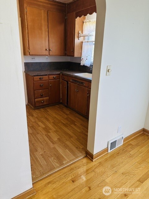4137 54th Avenue Property Photo 6