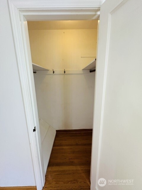4137 54th Avenue Property Photo 8