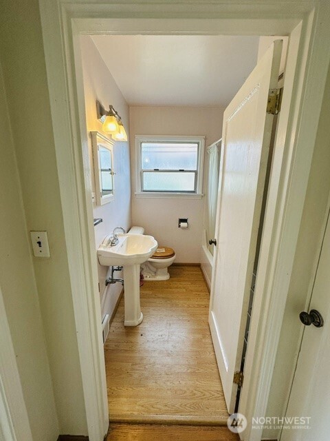 4137 54th Avenue Property Photo 9