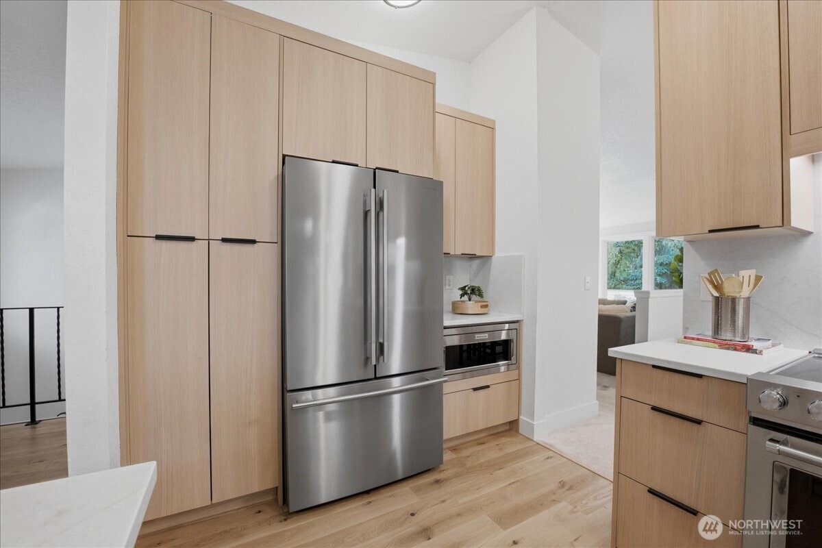 20215 41st Place Property Photo 10