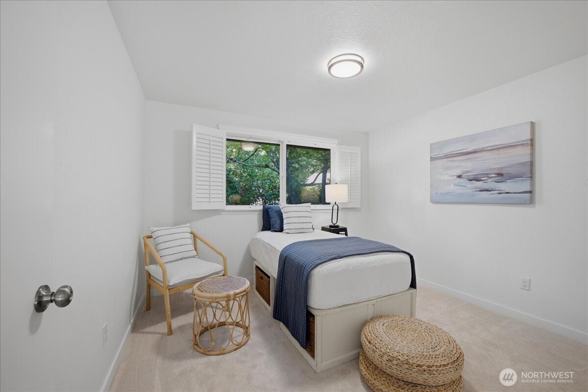 20215 41st Place Property Photo 14