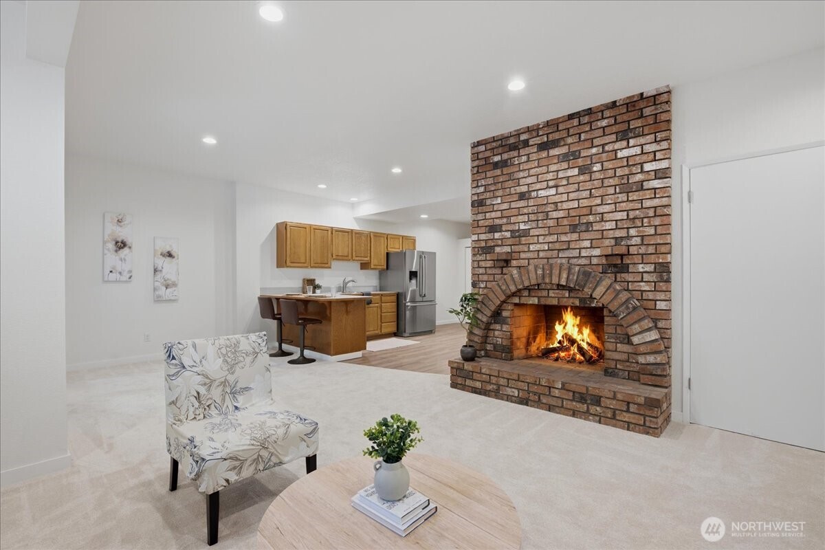 20215 41st Place Property Photo 18