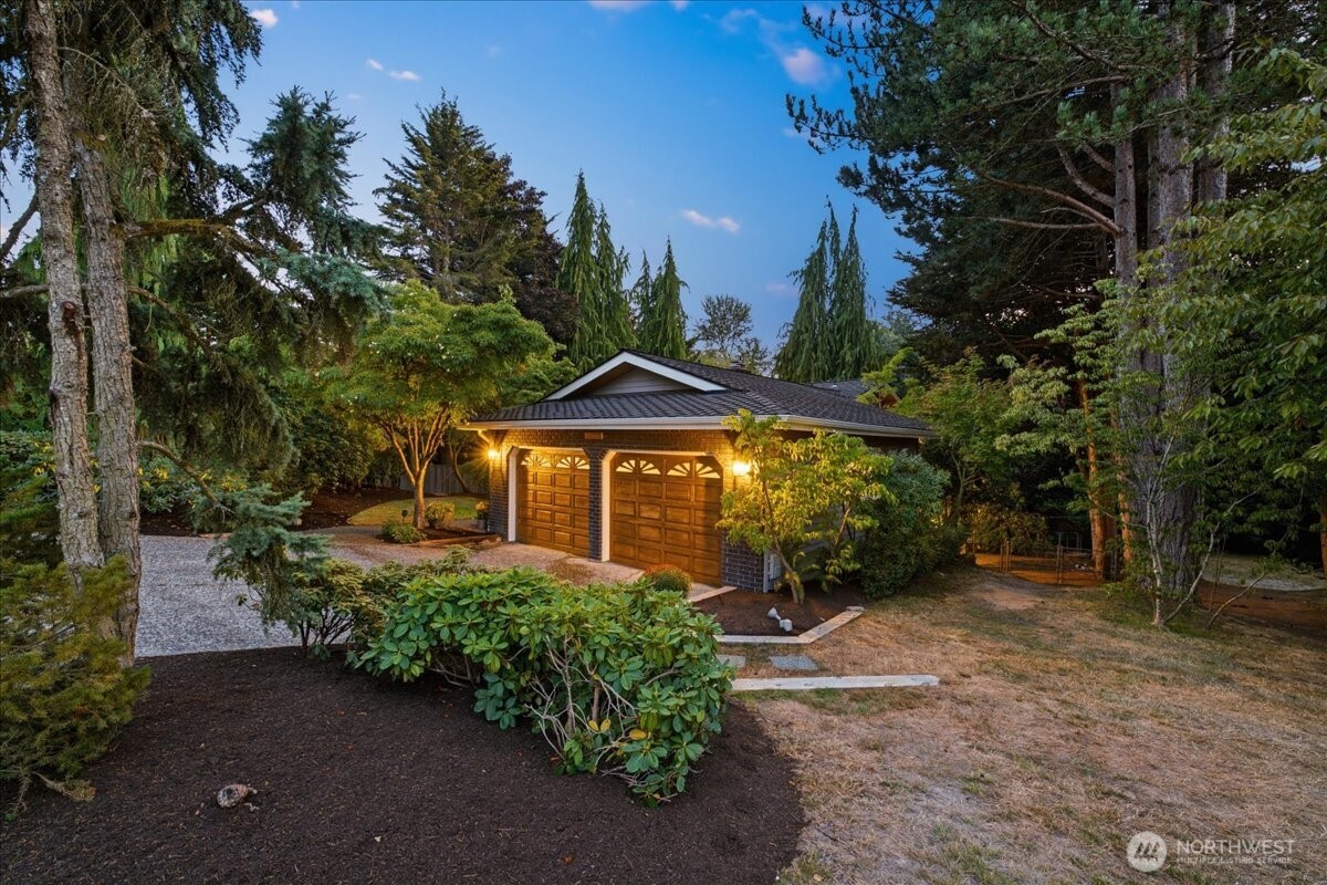 20215 41st Place Property Photo 32