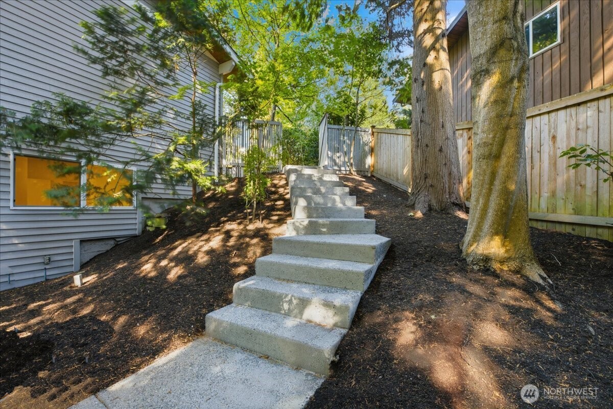 20215 41st Place Property Photo 37