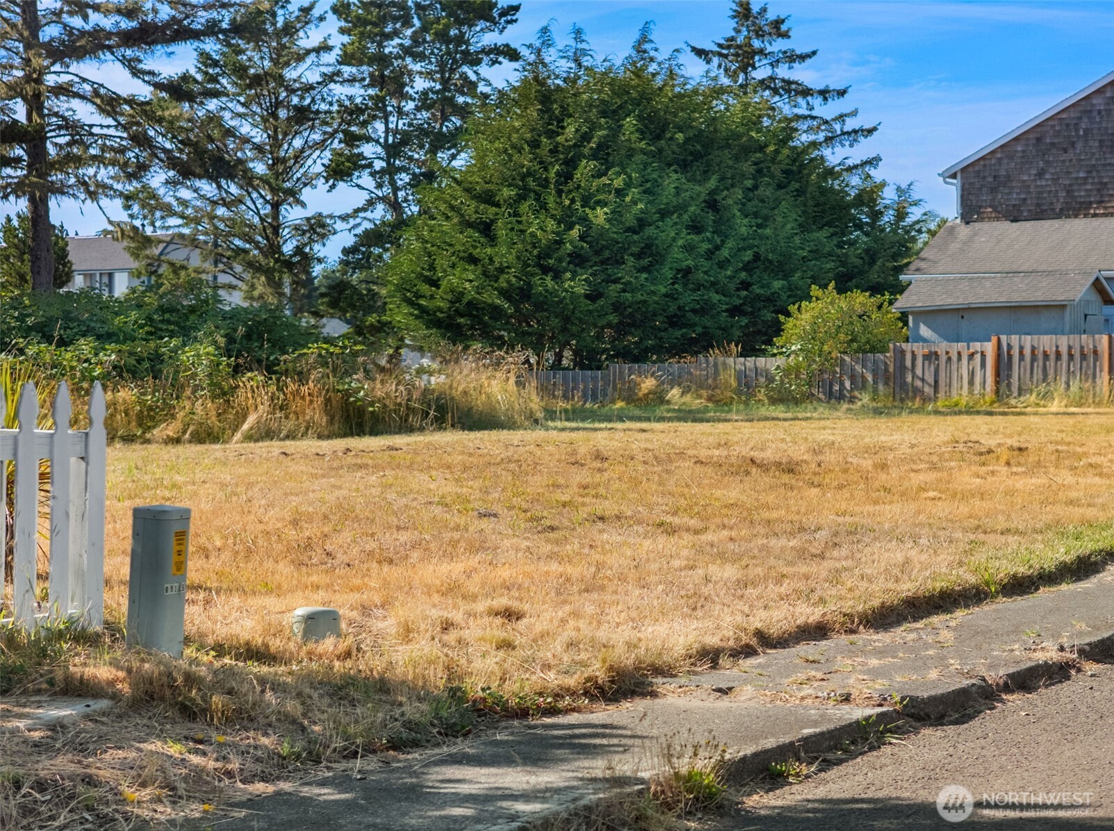 2701 Sea Crest Avenue Property Photo 1