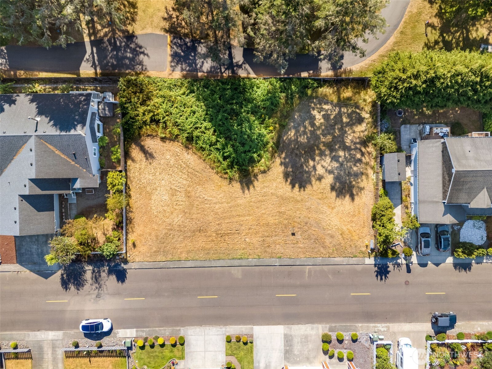 2701 Sea Crest Avenue Property Photo 8