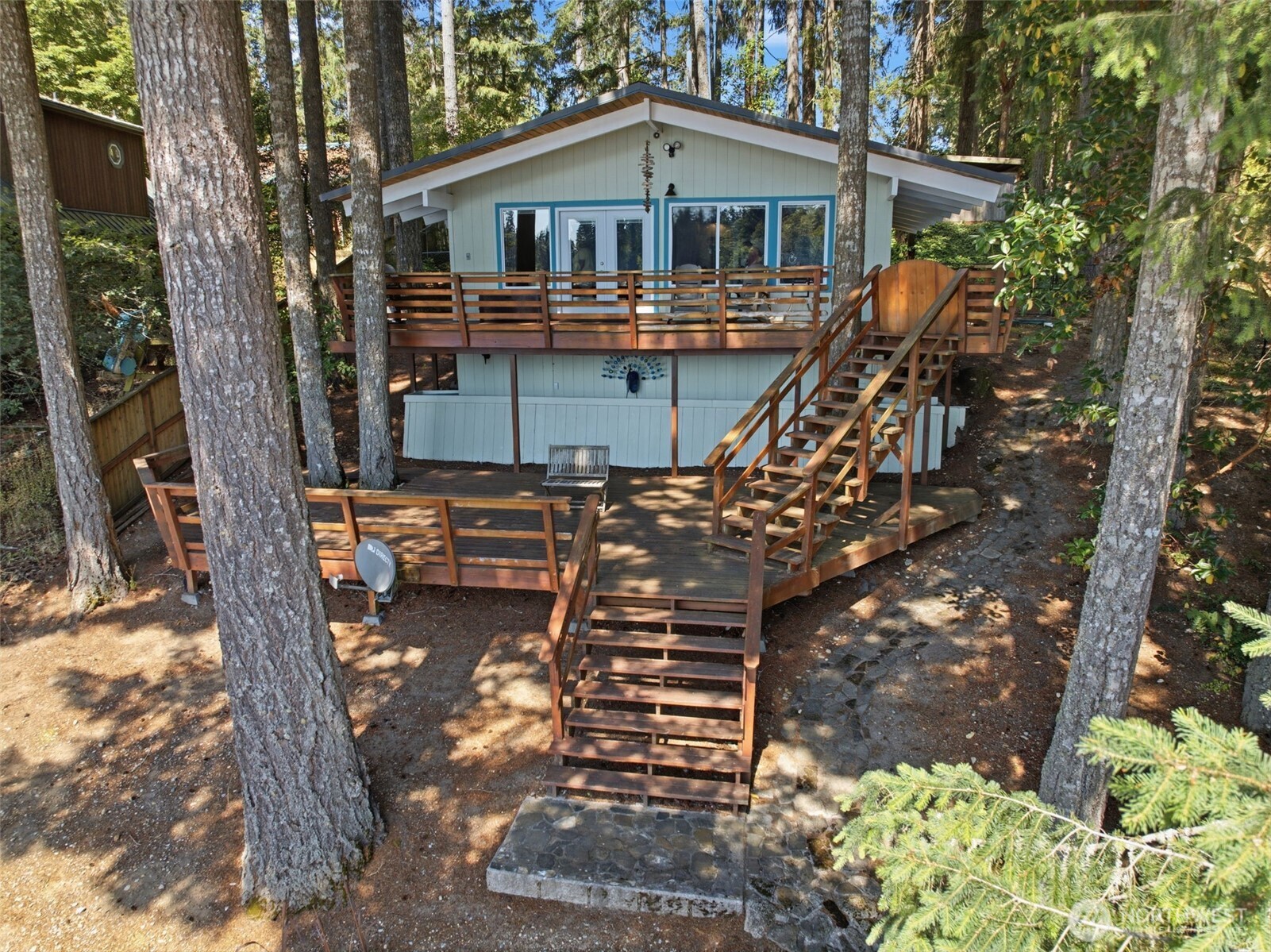 1907 194th Avenue Property Photo 3