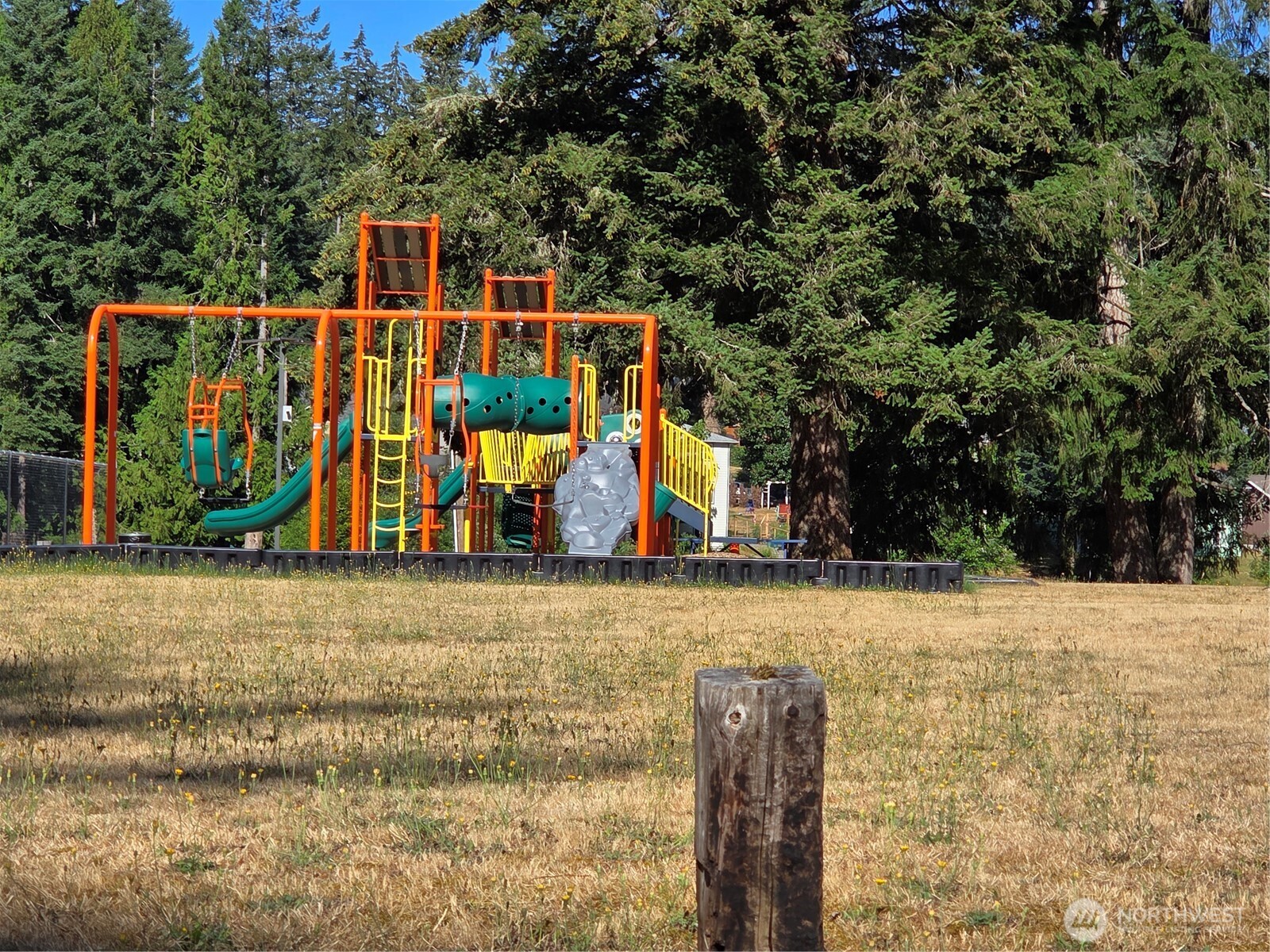 1907 194th Avenue Property Photo 39