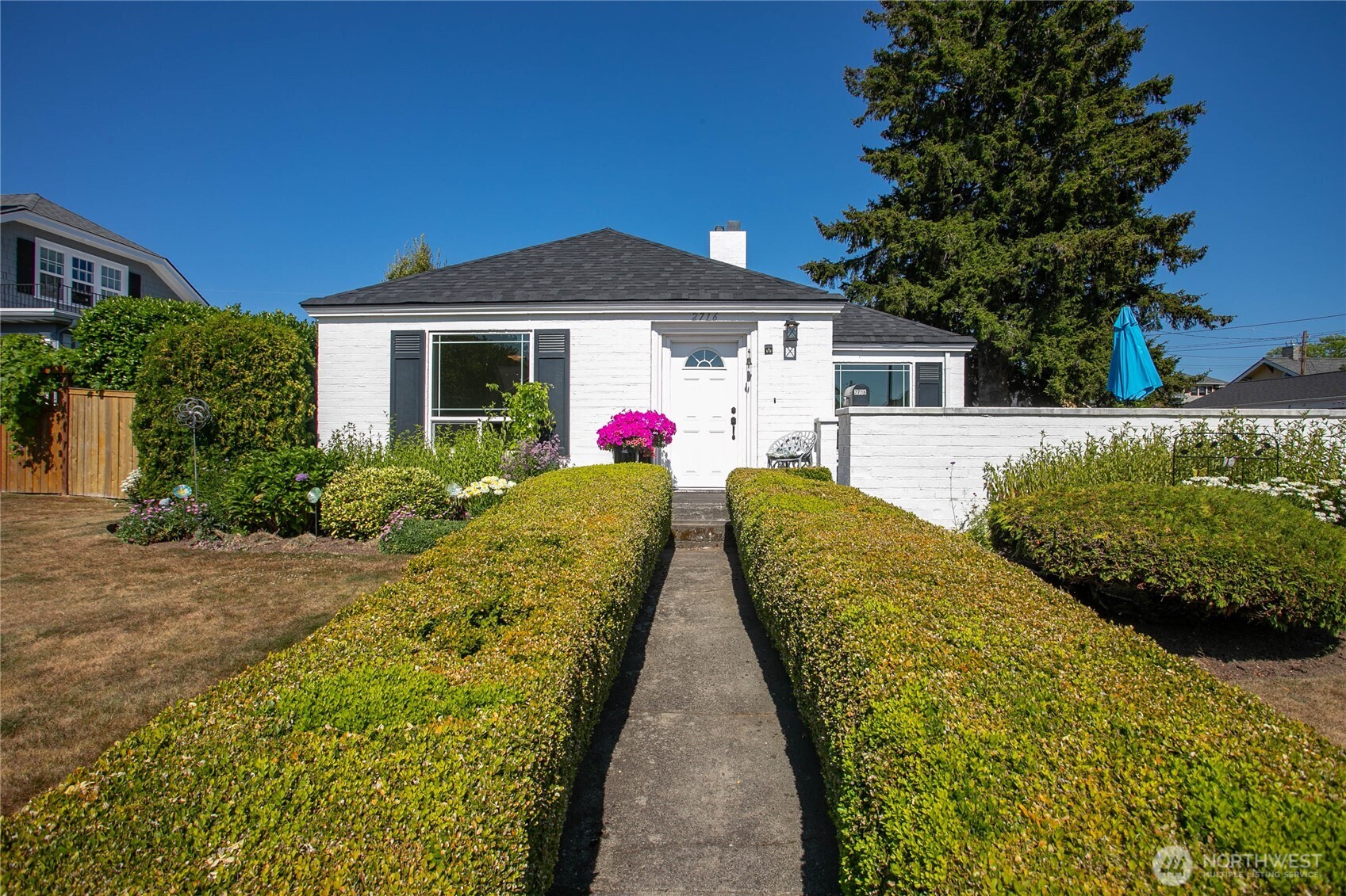 2716 Cornwall Avenue Property Photo 2