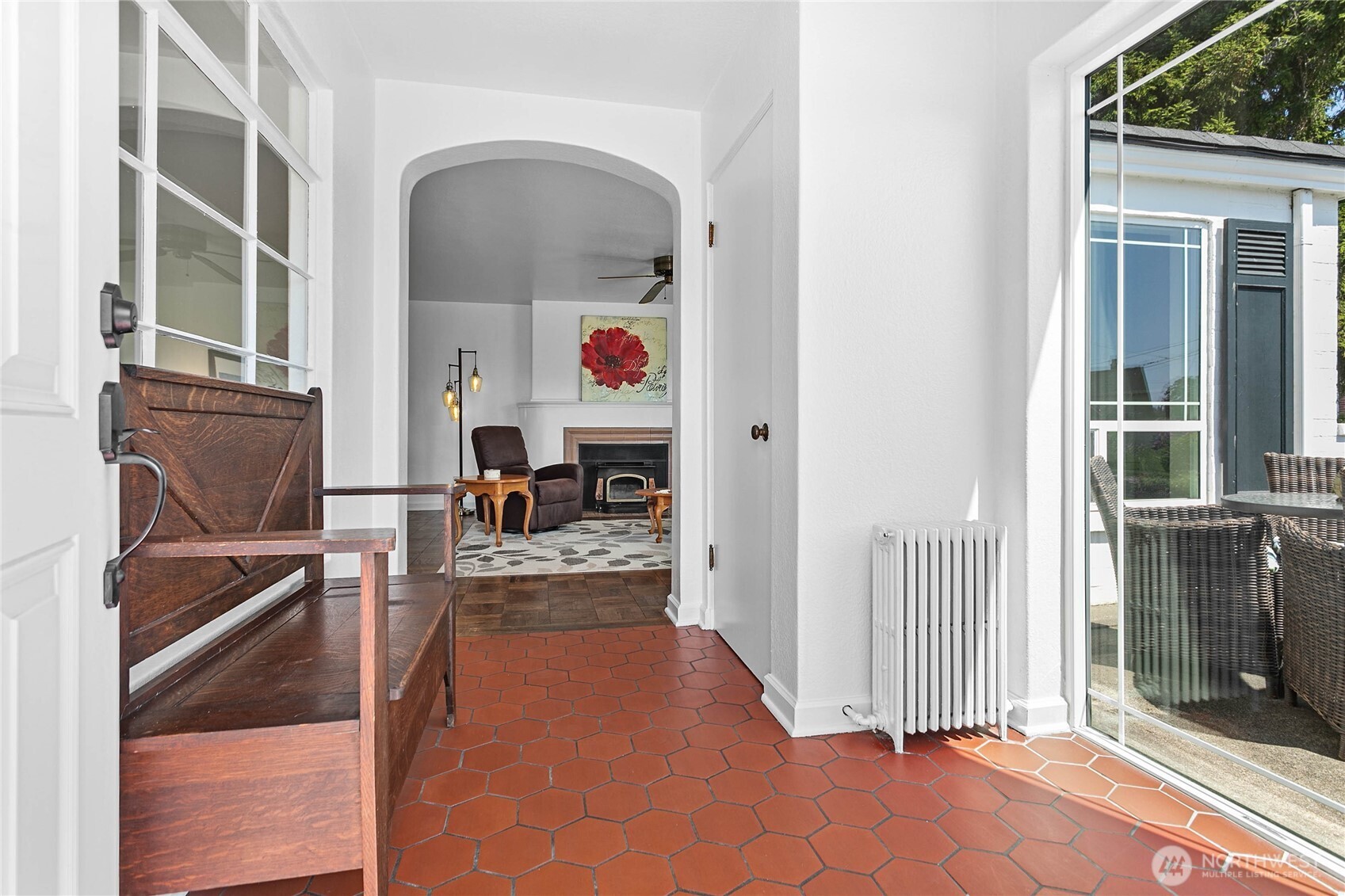 2716 Cornwall Avenue Property Photo 3