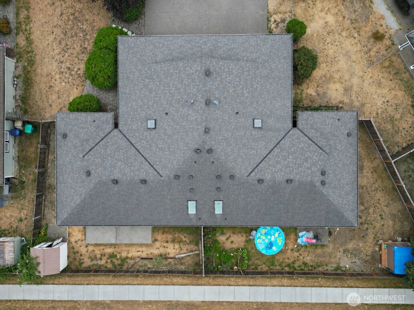 5411 99th Place A/b Property Photo 18