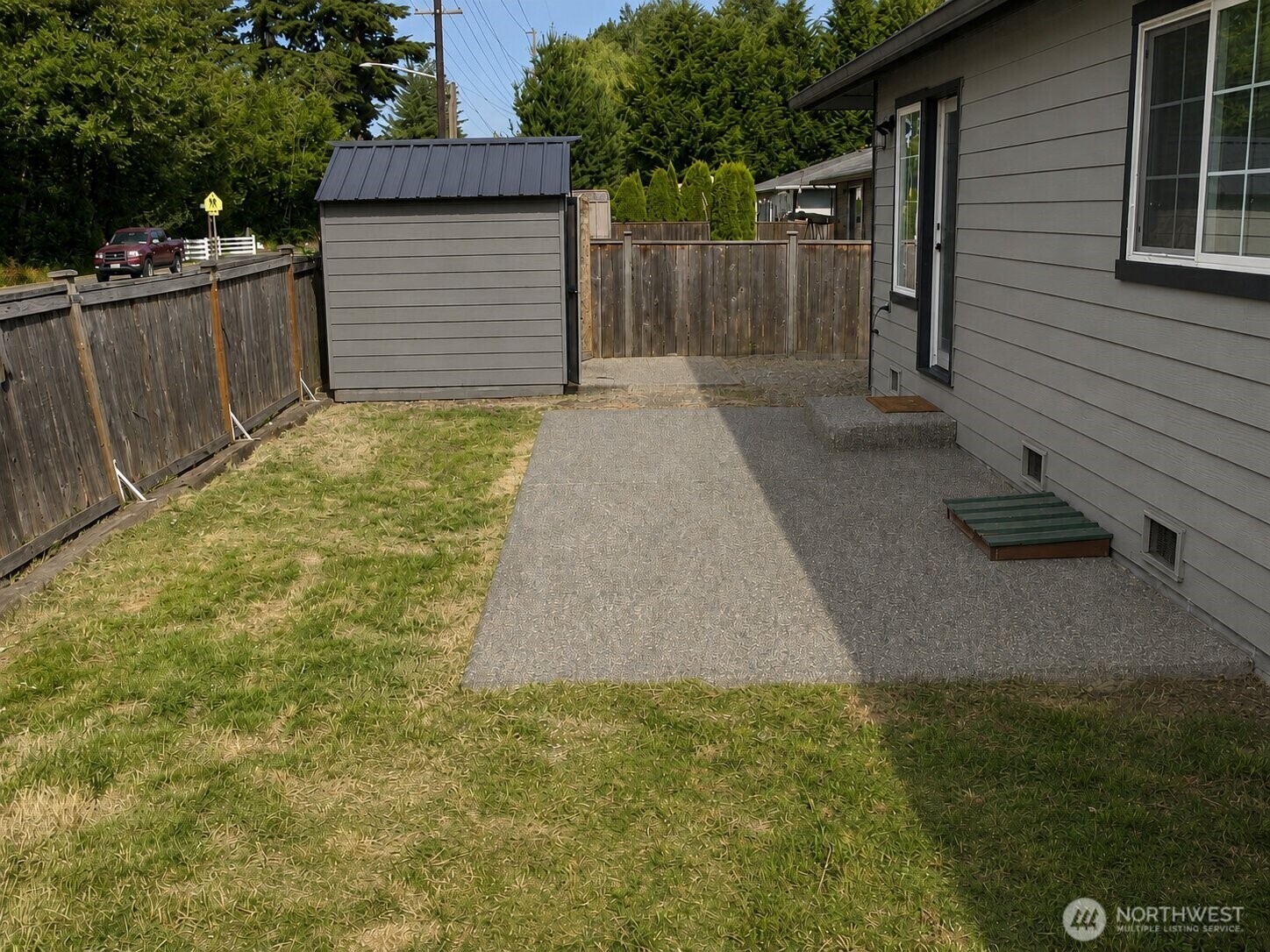 5411 99th Place A/b Property Photo 19