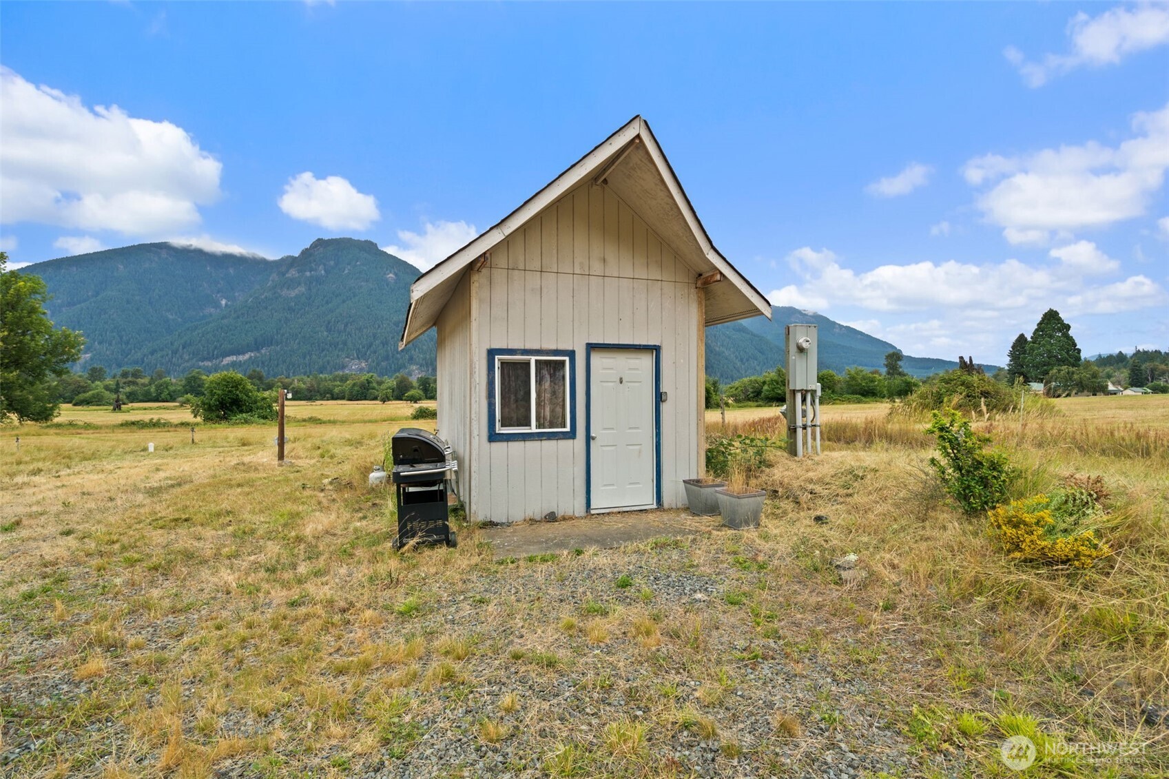 1211 Cline Road Property Photo 3