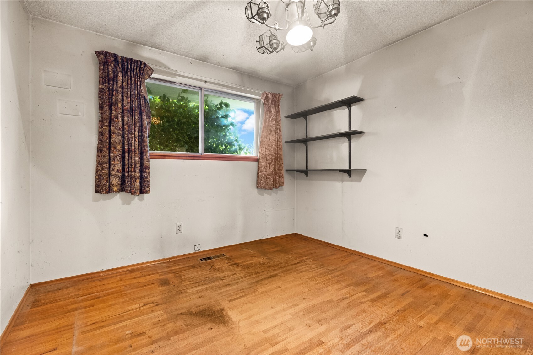 15024 16th Avenue Ct Property Photo 11