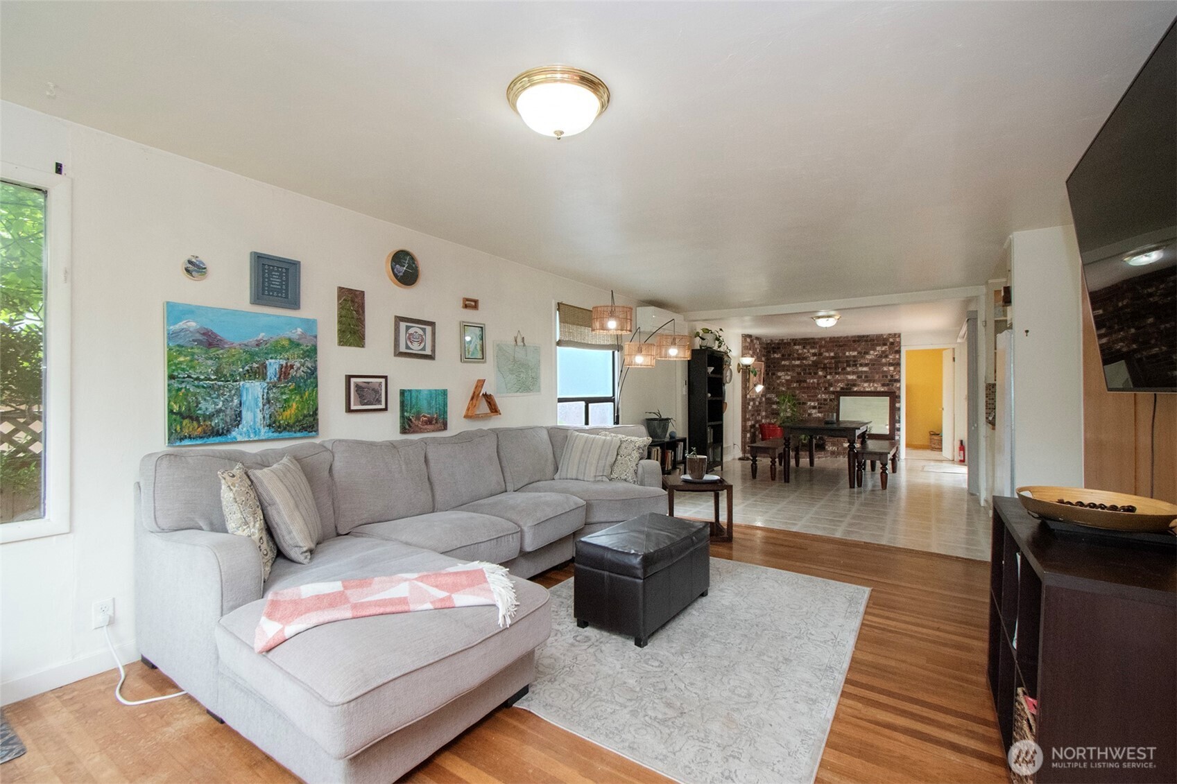 519 W 15th Street Property Photo 4