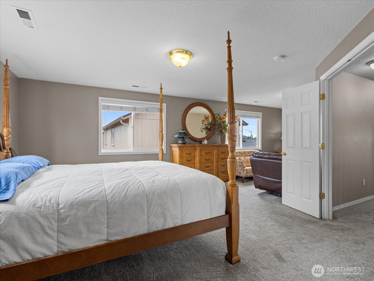 15918 Ne 90th Street Property Photo 20