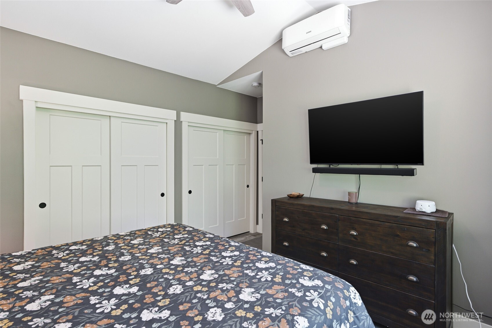 811 Wadsworth Loop Property Photo 11