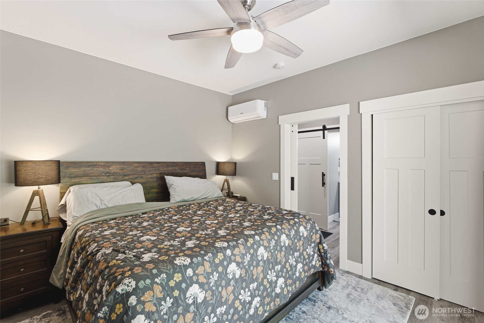 811 Wadsworth Loop Property Photo 14