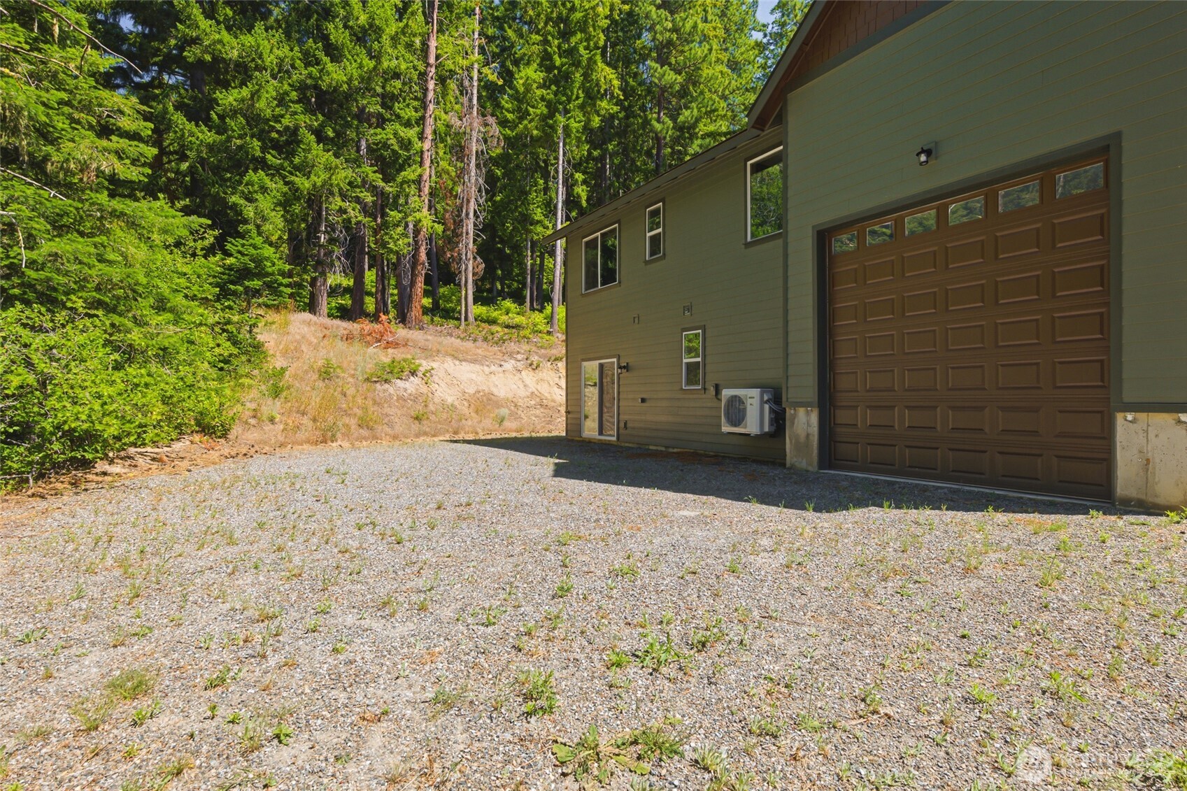 811 Wadsworth Loop Property Photo 25