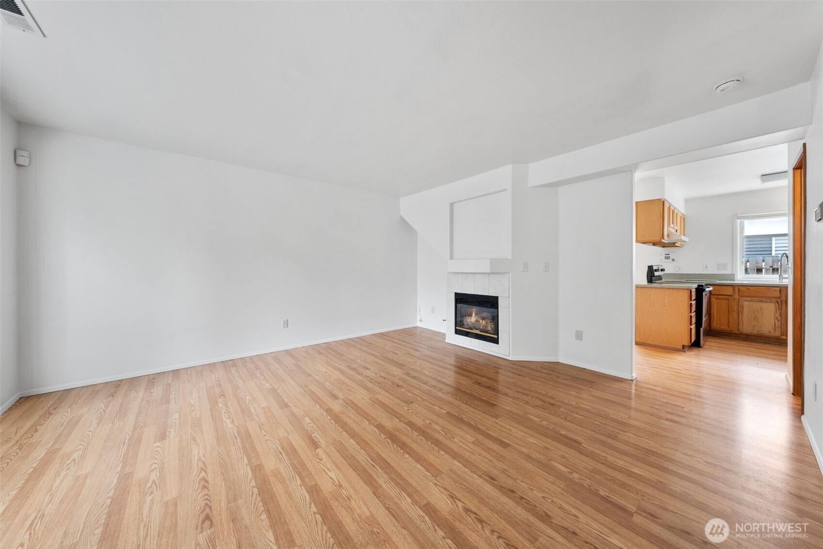 4001 S 74th Street B Property Photo 4