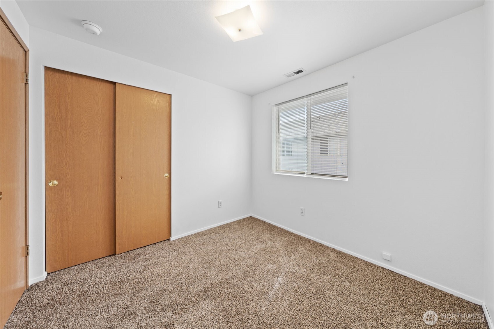 4001 S 74th Street B Property Photo 11