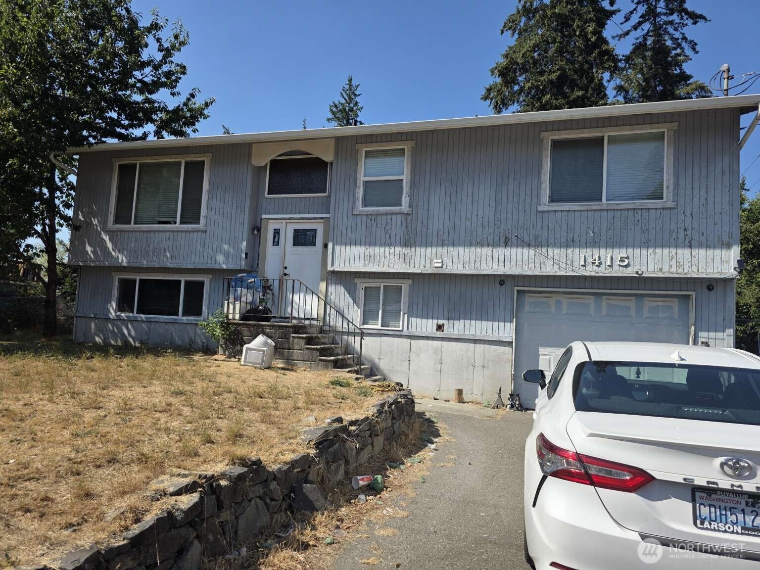 1415 172nd Street Property Photo 1