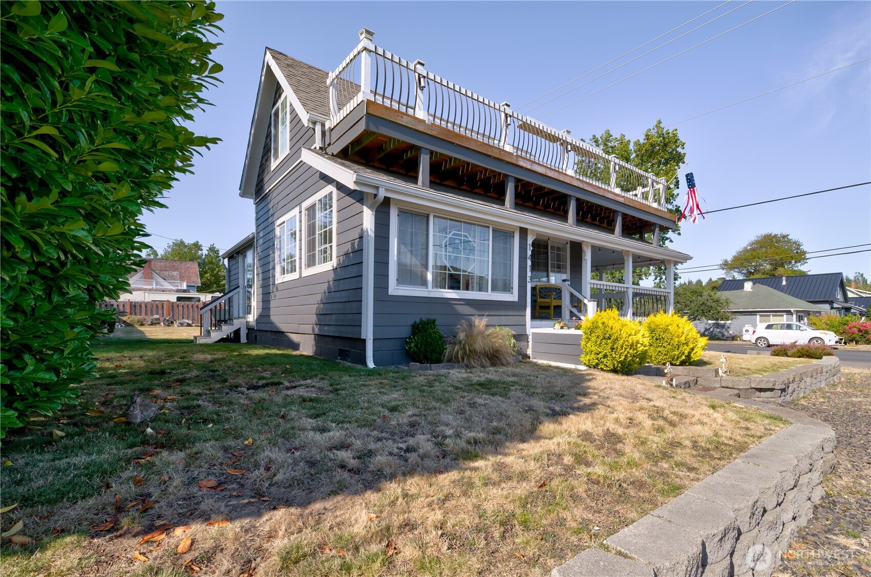 1413 262nd Place Property Photo 2