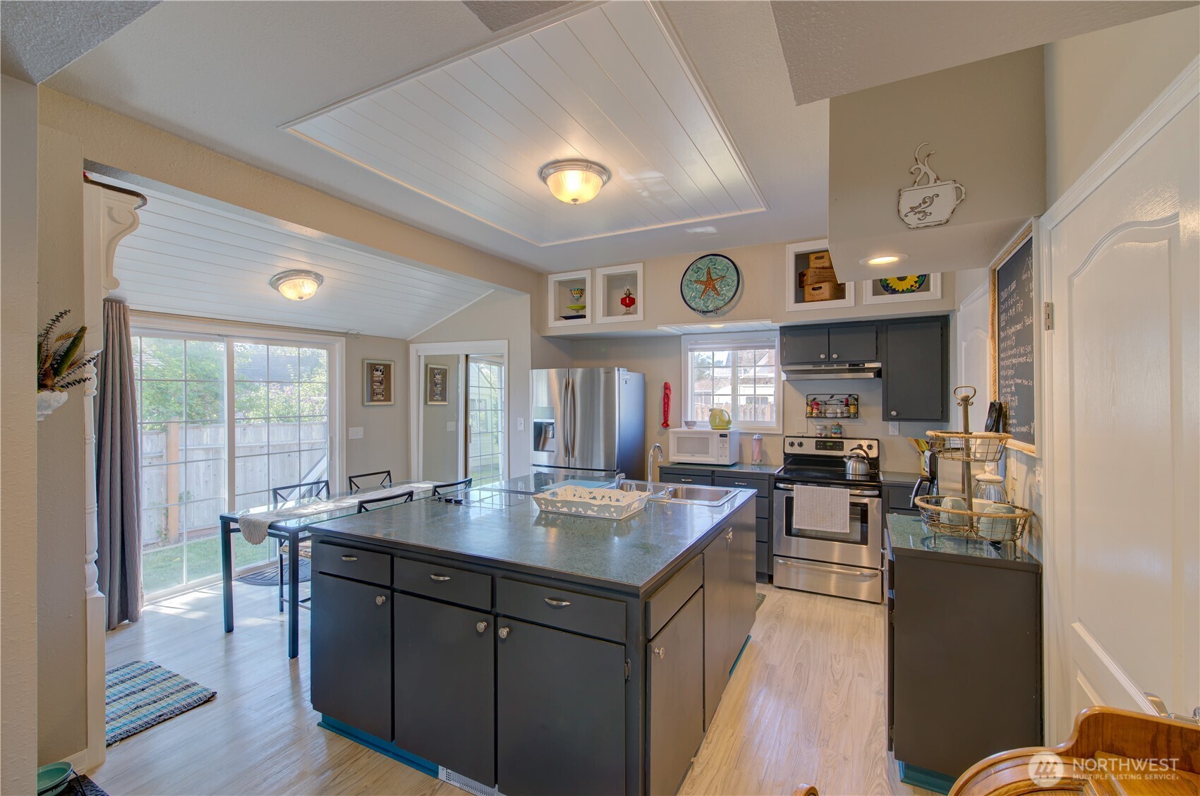 1413 262nd Place Property Photo 9