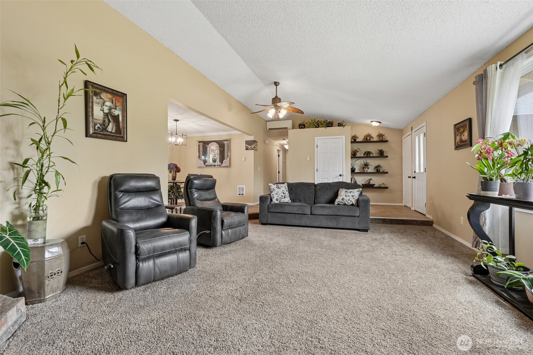 14708 Ne 37th Street Property Photo 5