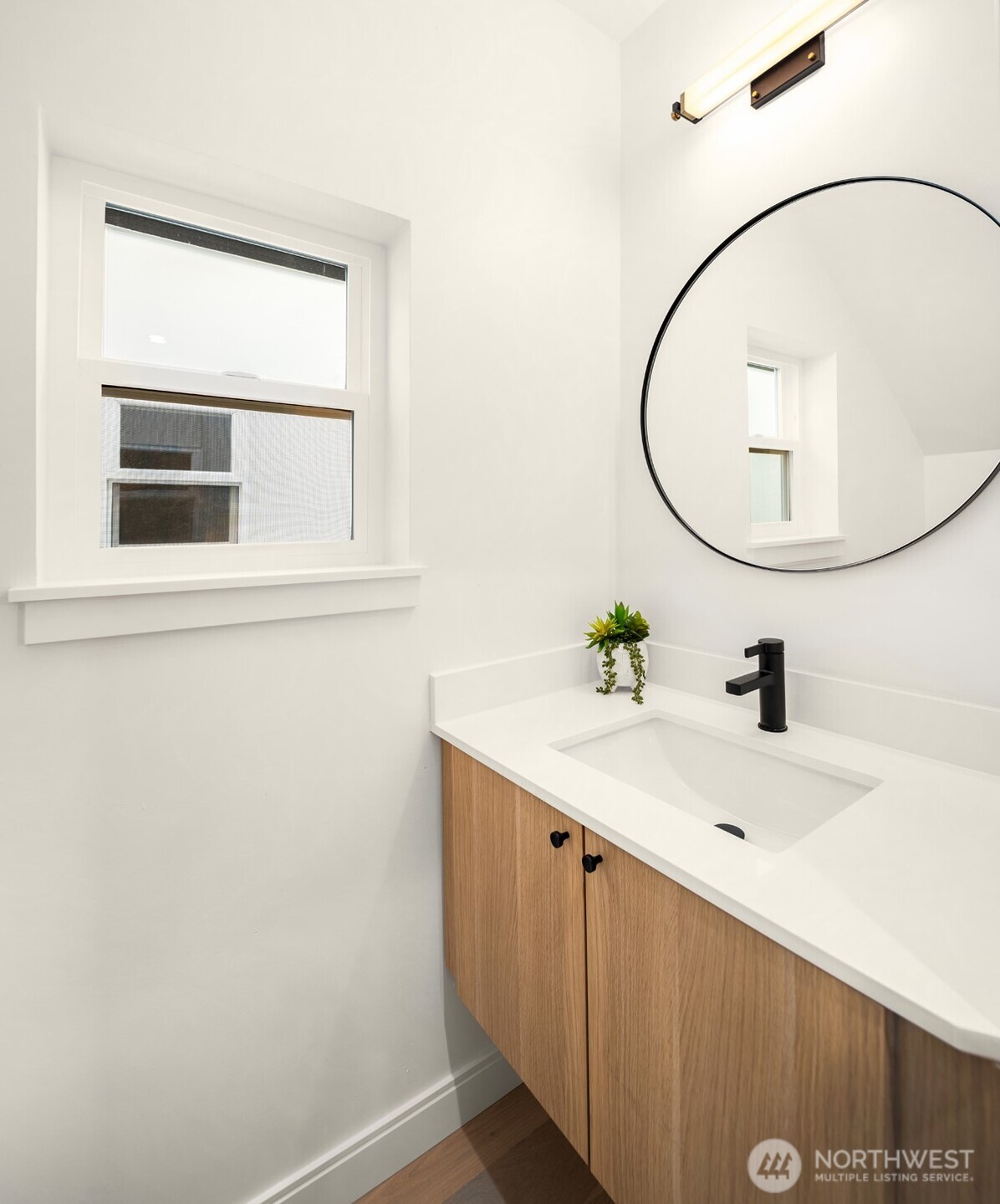 9010 5th Avenue Property Photo 11