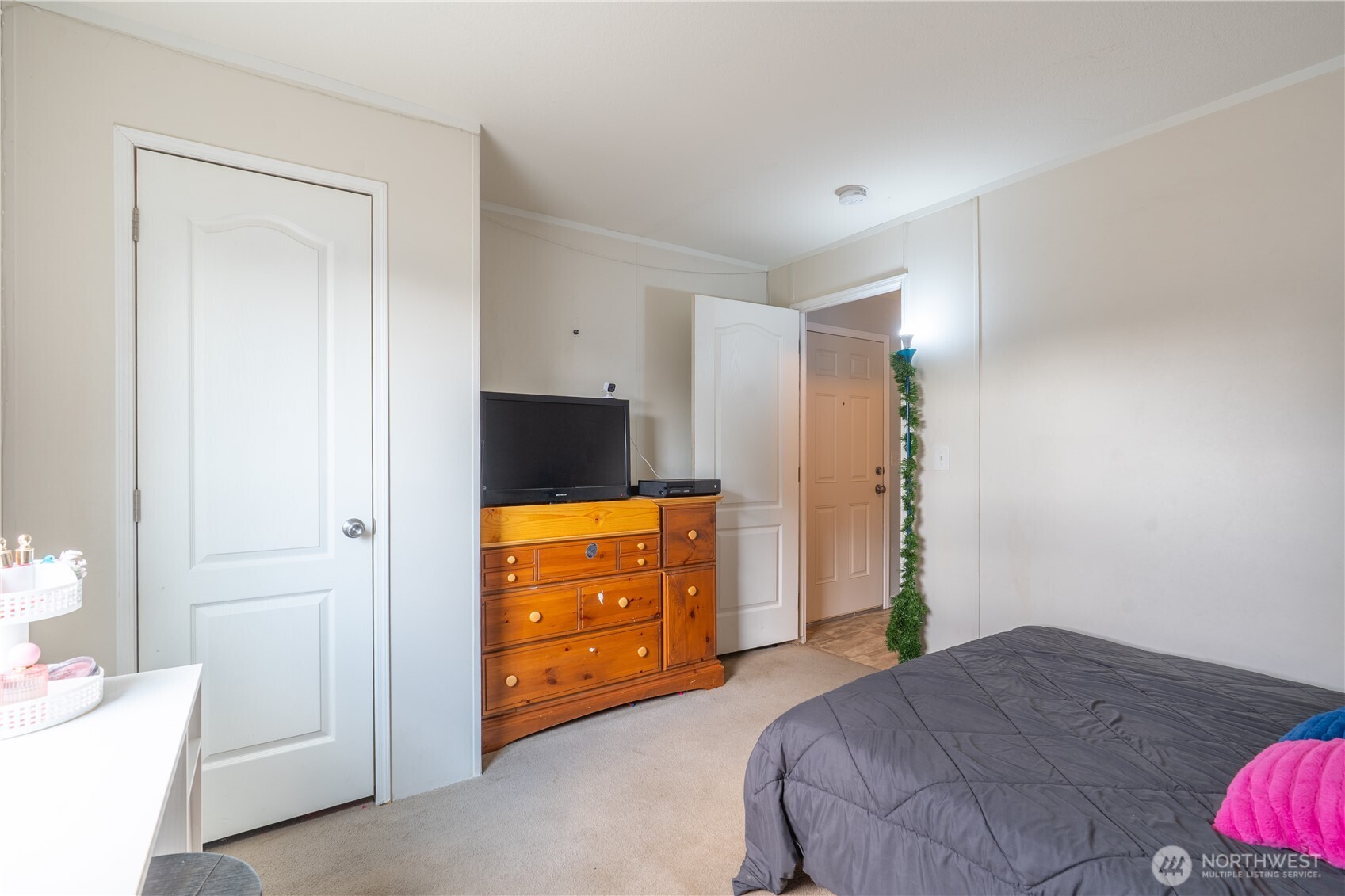 300 Park Avenue 34 Property Photo 18