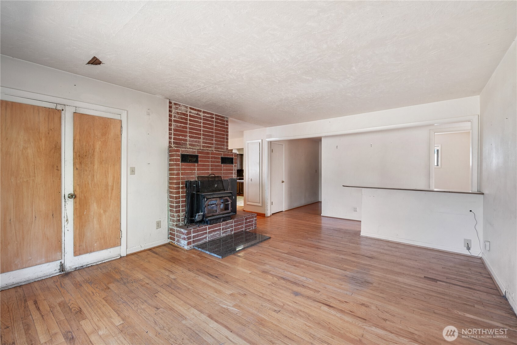 3047 Lindsey Drive Property Photo 5
