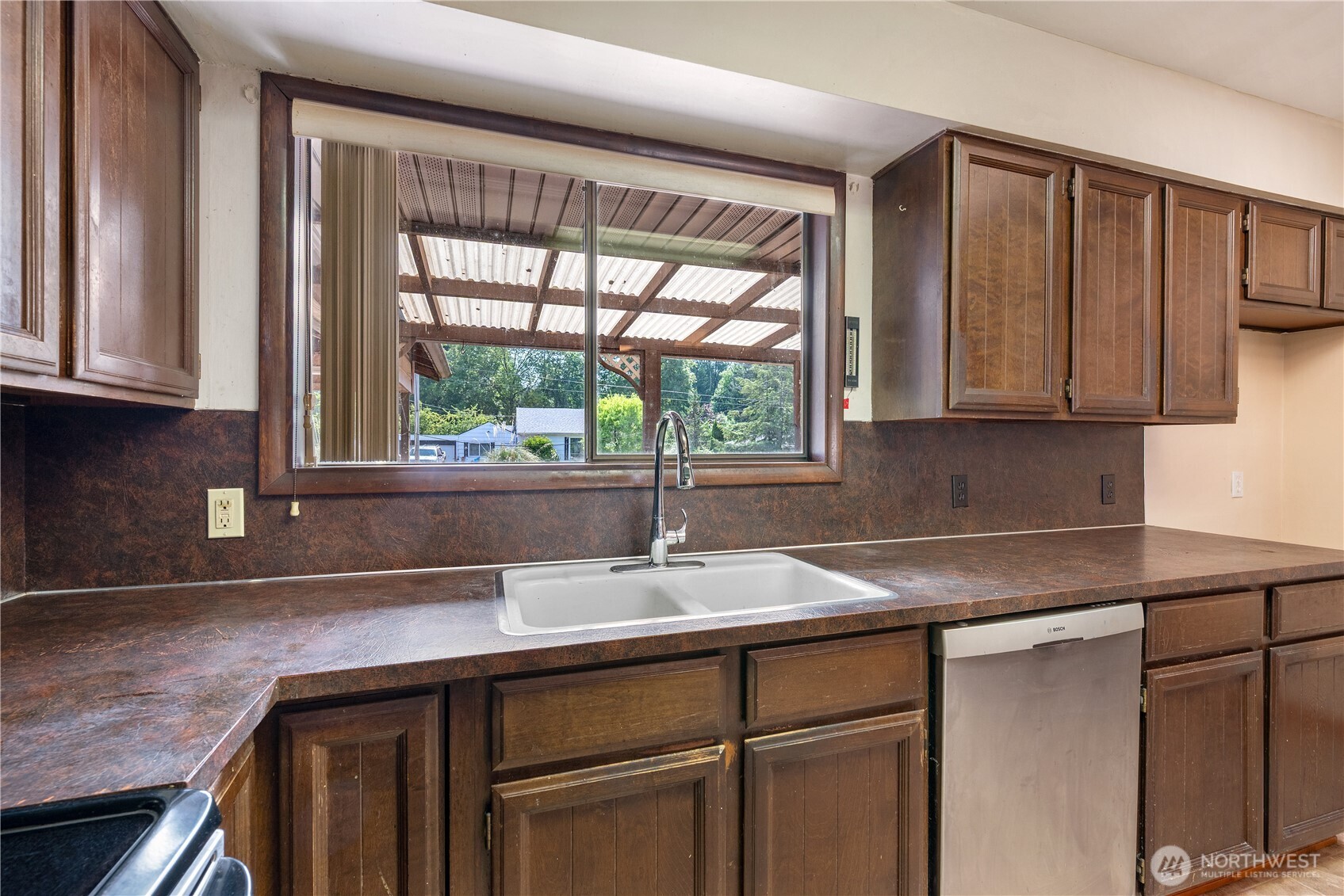 3047 Lindsey Drive Property Photo 11